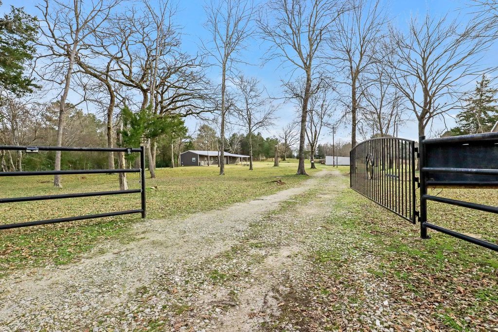 1760 County Road 4608, Troup
