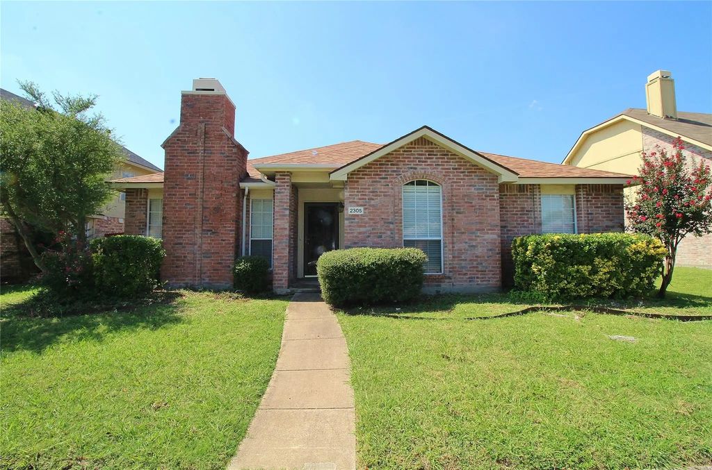 2305 Valley Creek Drive, Garland