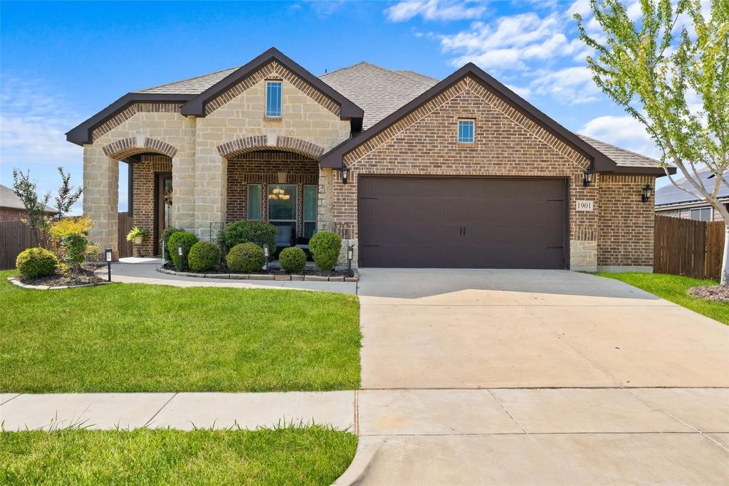 1901 Sunflower Drive, Glenn Heights