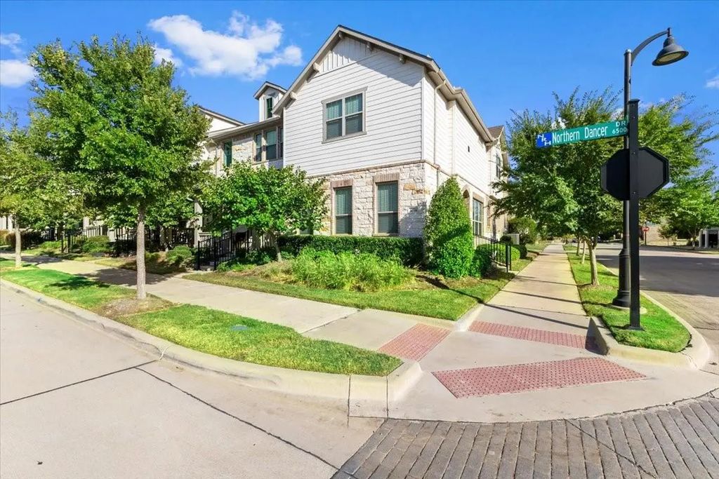 6516 Northern Dancer Drive, North Richland Hills