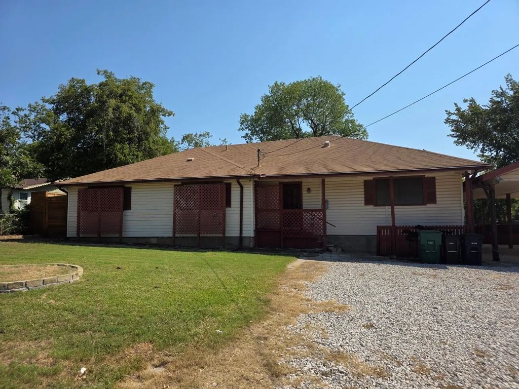 2905 Sandy Lane, Fort Worth
