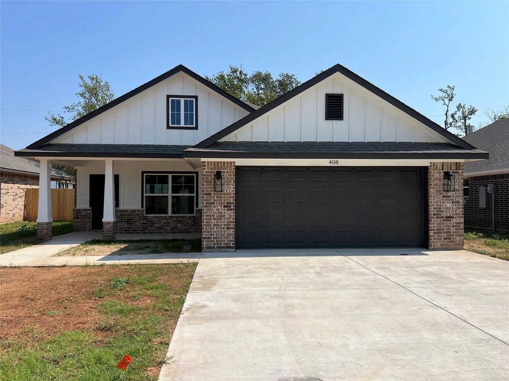 408 Conway Street, Lacy Lakeview