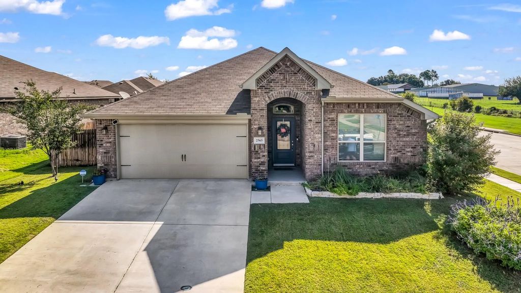 2565 Silver Fox Trail, Weatherford