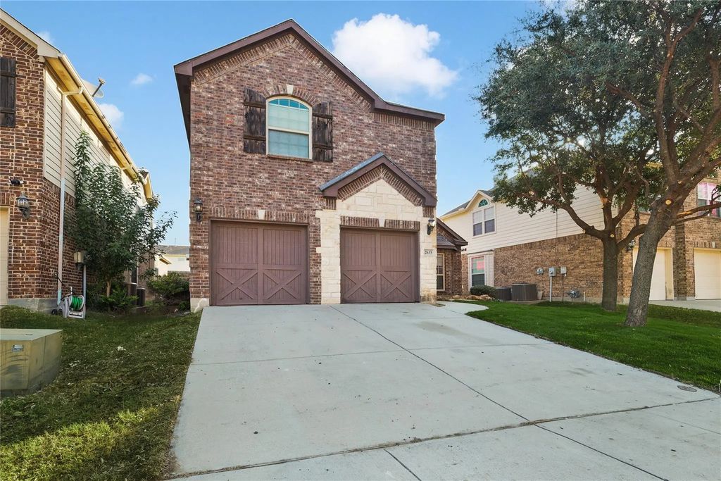 2633 Exmore Pony Way, Fort Worth