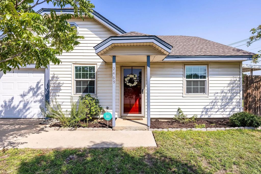 2469 Mcadoo Lane, Fort Worth
