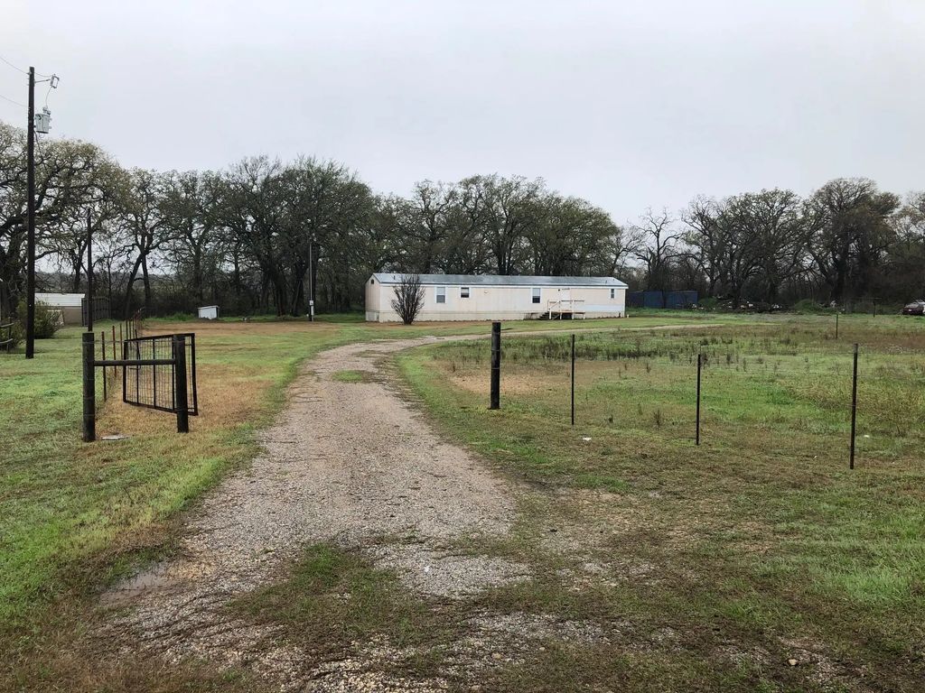 345 County Road 486, Stephenville