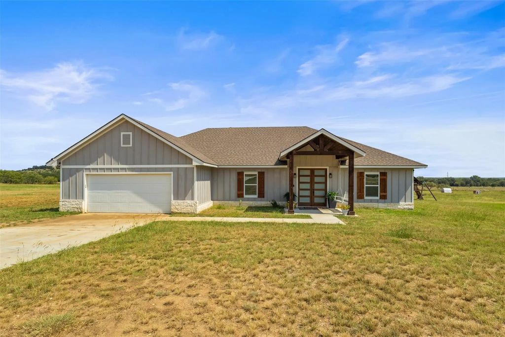 55 Ruidoso Way, Mineral Wells