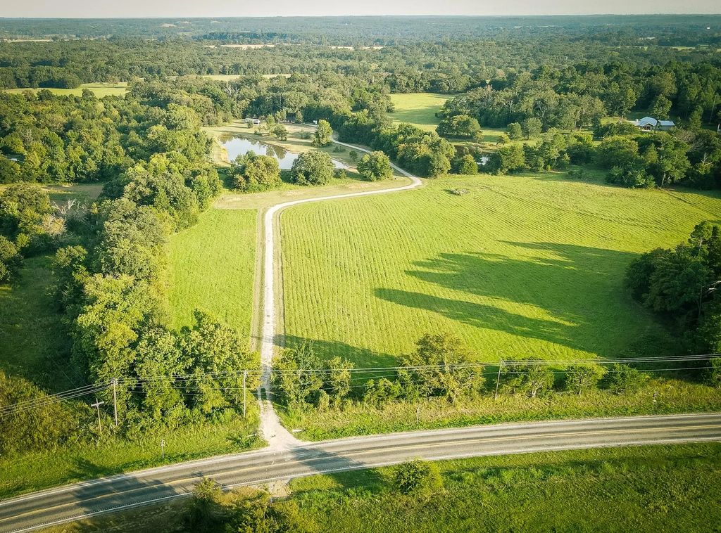 15539 Fm 17, Canton