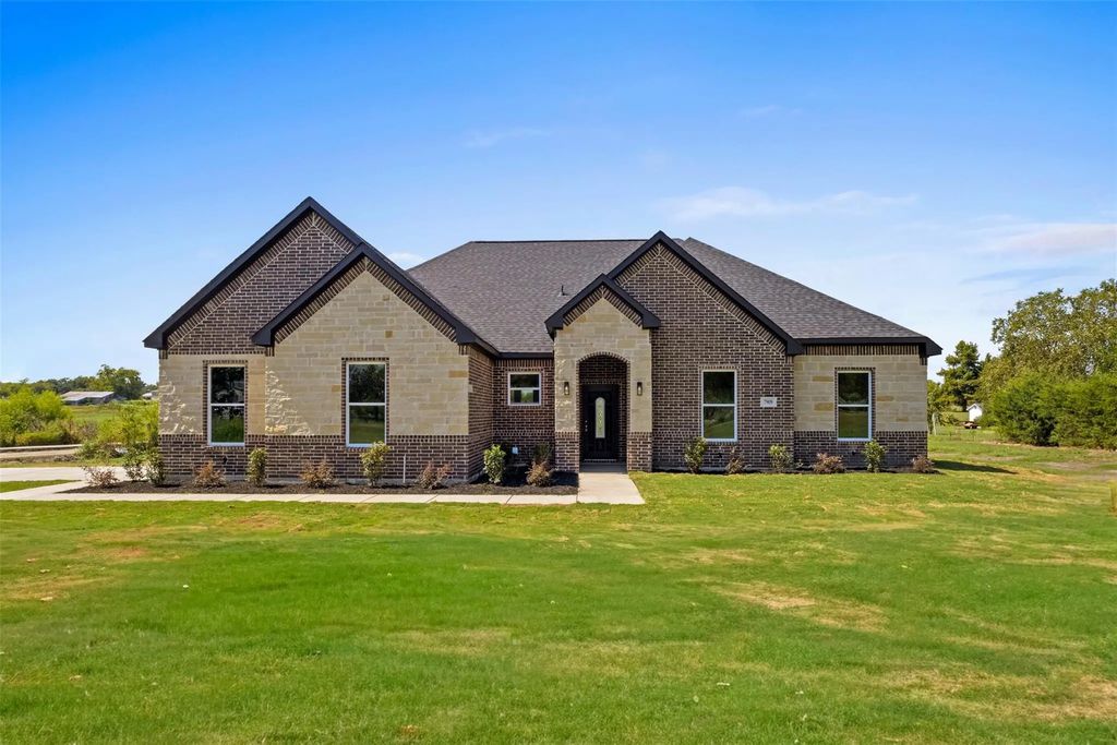 7909 Kaufman, Terrell