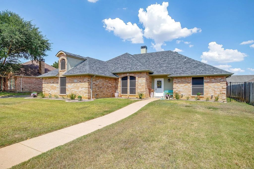 105 Shorewood Place, Joshua