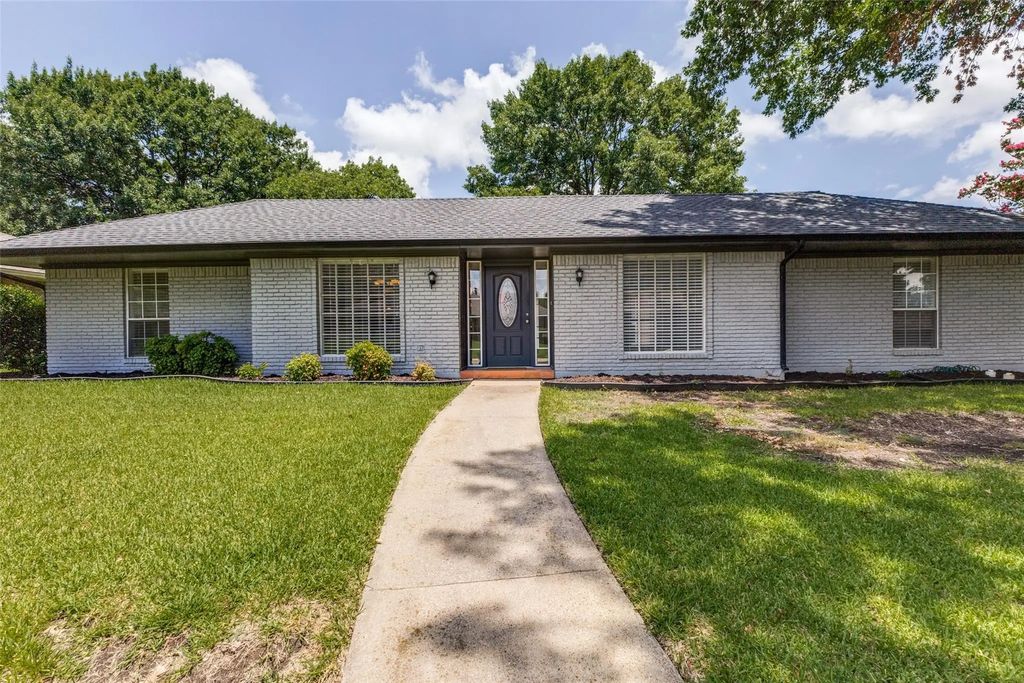 2305 Williams Way, Plano