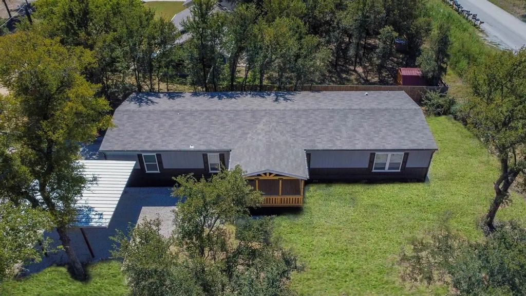 102 Shady Springs Drive, Runaway Bay