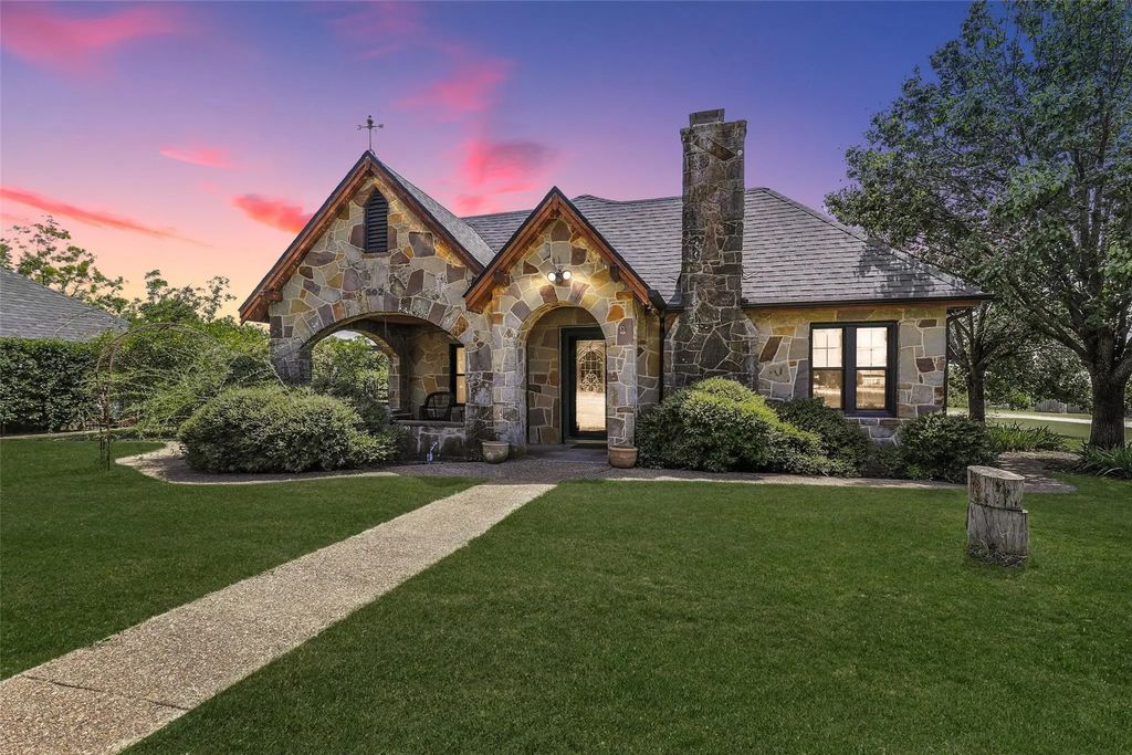 302 S Crook Street, Cresson