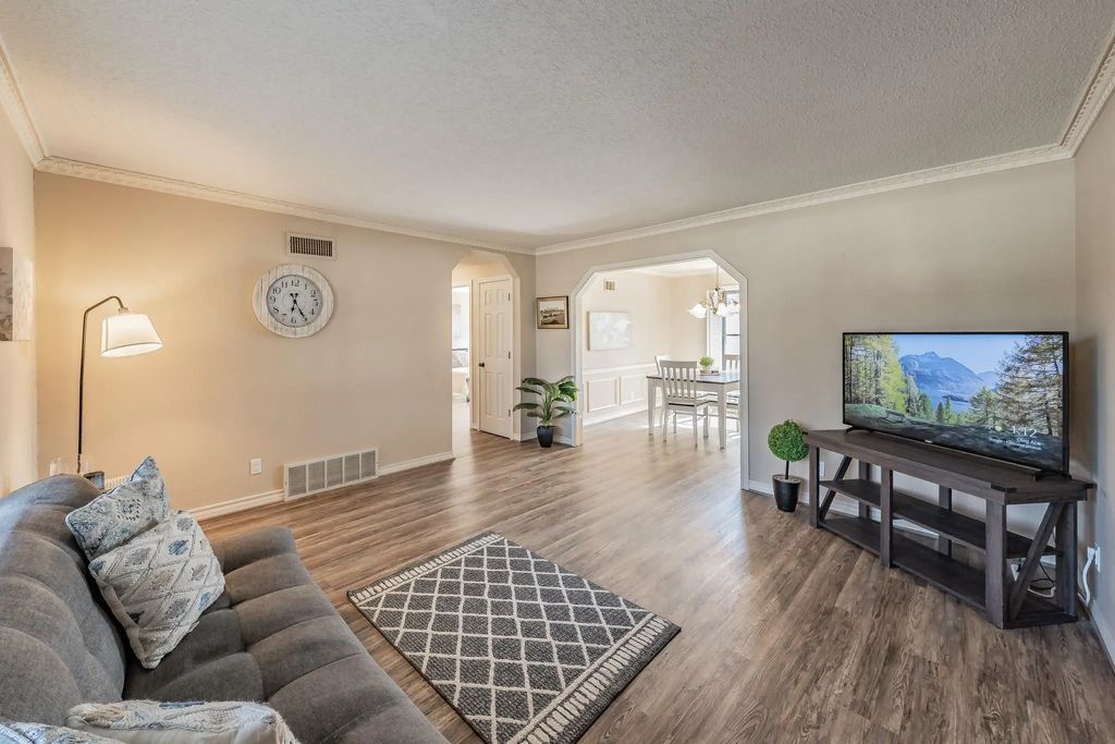 6924 Richlynn Terrace, Richland Hills