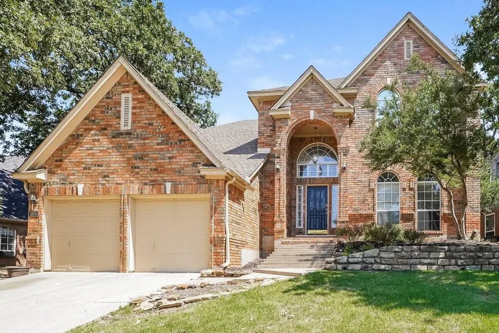 2680 Hillside Drive, Highland Village