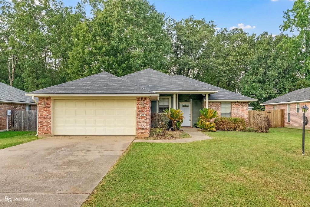 432 Red Oak Lane, Haughton