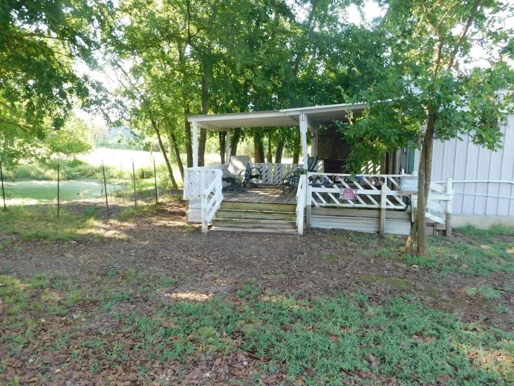 5252 E Fm 1396, Telephone