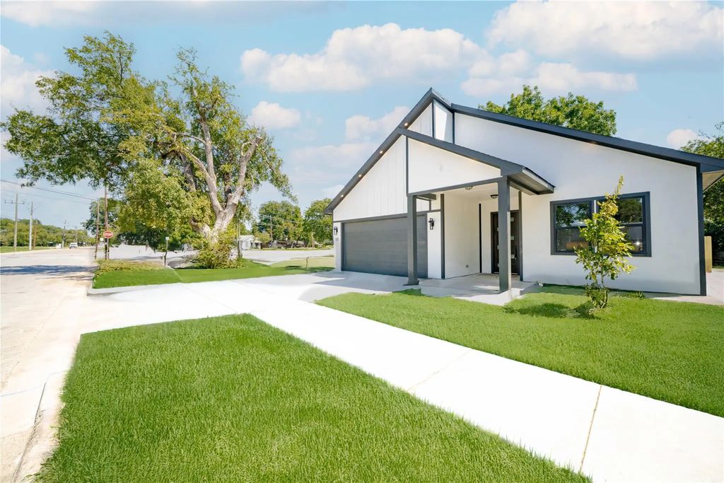 101 S Getzendaner Street, Waxahachie