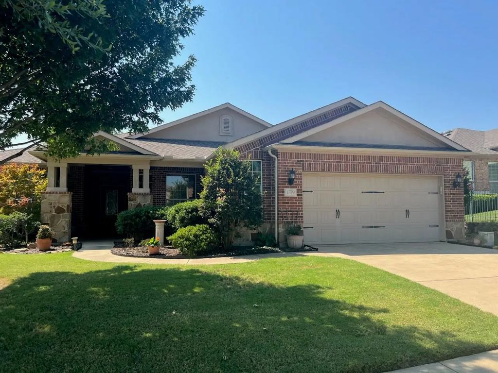 1779 Hacienda Heights Lane, Frisco
