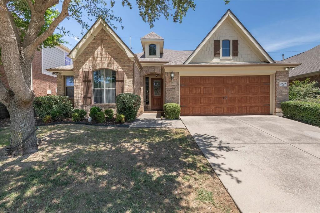 2727 Wrangler Lane, Sachse