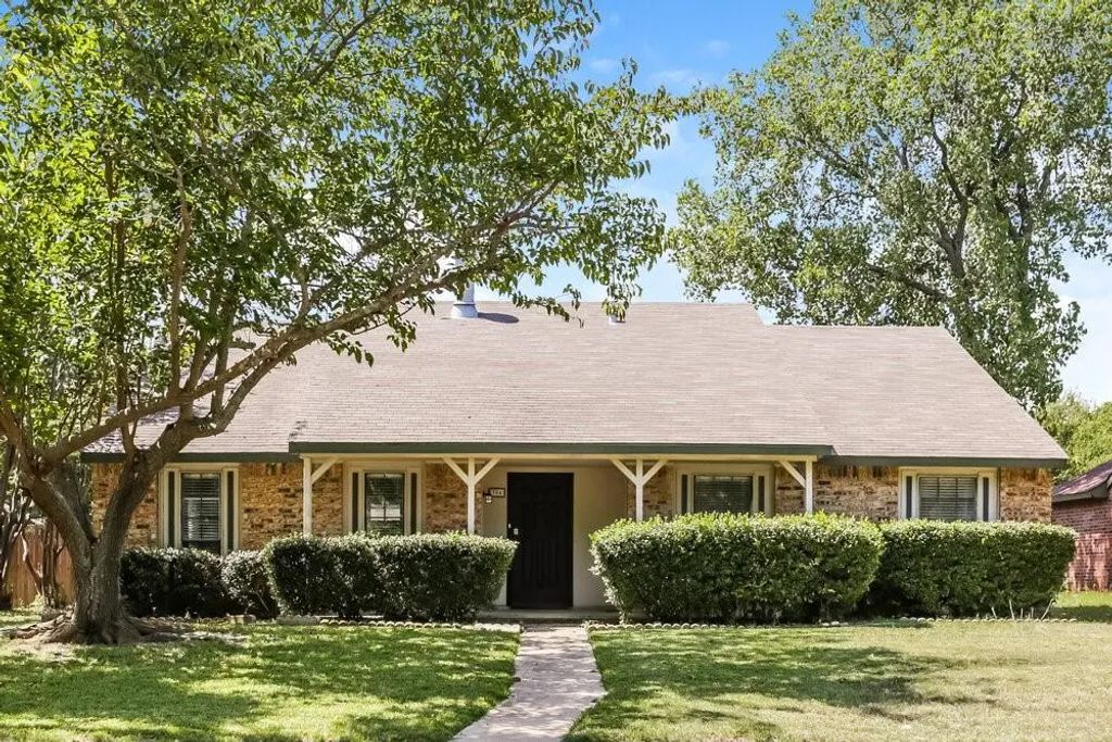 304 Matterhorn Street, Cedar Hill
