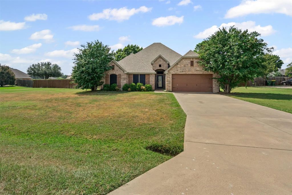 3212 Walnut Creek Parkway, Granbury