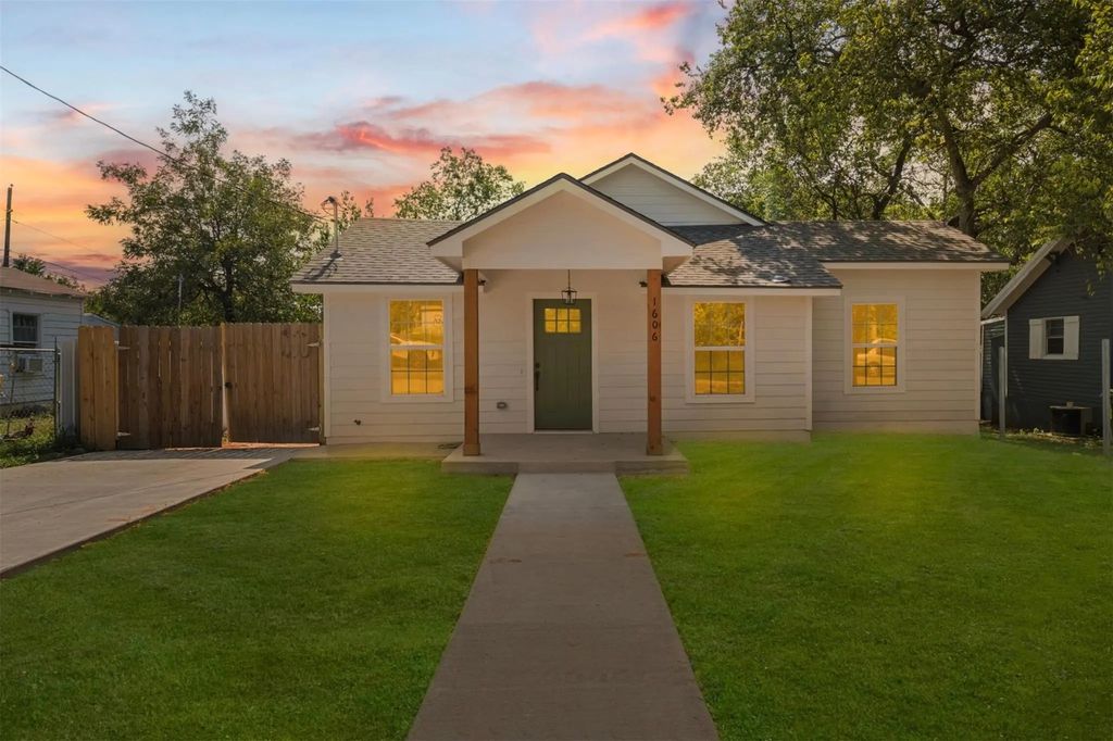 1606 Bryan Avenue, Waco