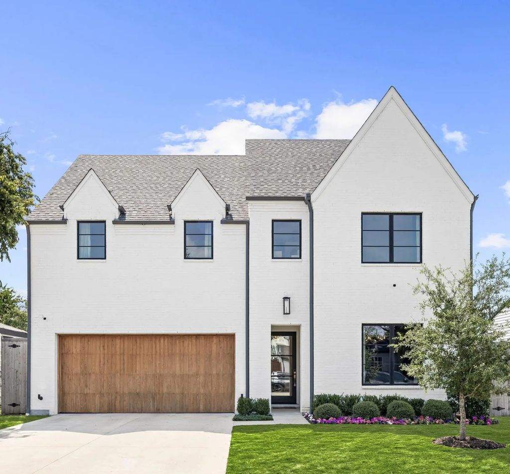 4530 Newmore Avenue, Dallas