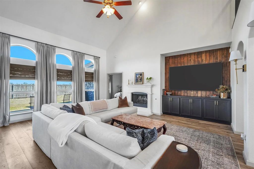 3110 Oak Crest Drive, Royse City