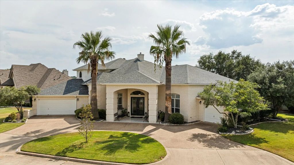 1117 Mallard Way, Granbury