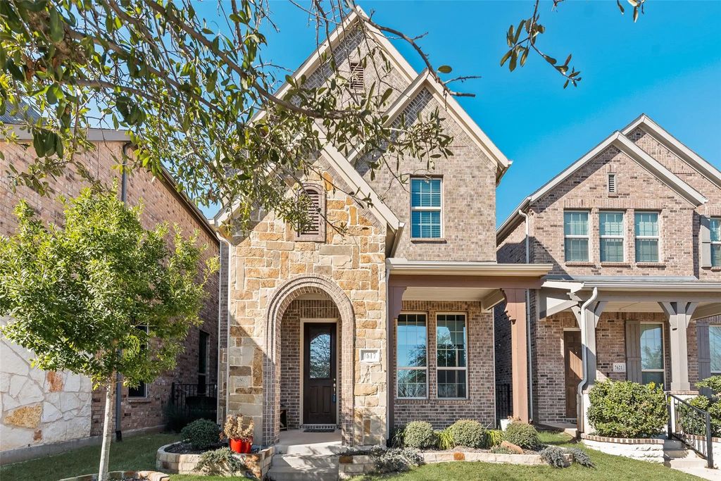 7617 Sunset Boulevard, Rowlett