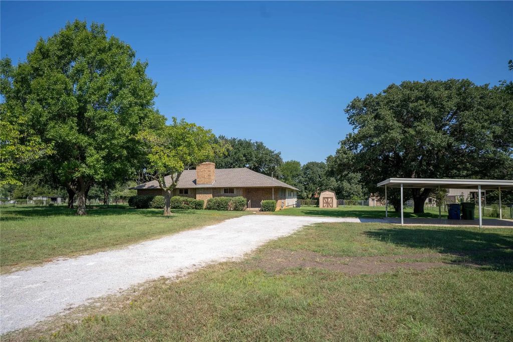 1308 Oak Drive, Flower Mound