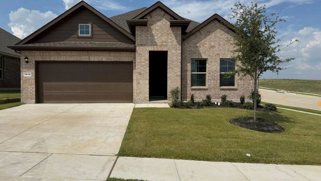 1612 Seabiscuit Drive, Granbury