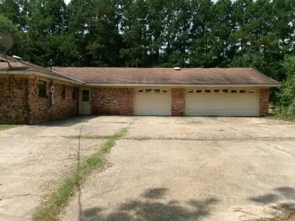 5551 Highway 784, Coushatta
