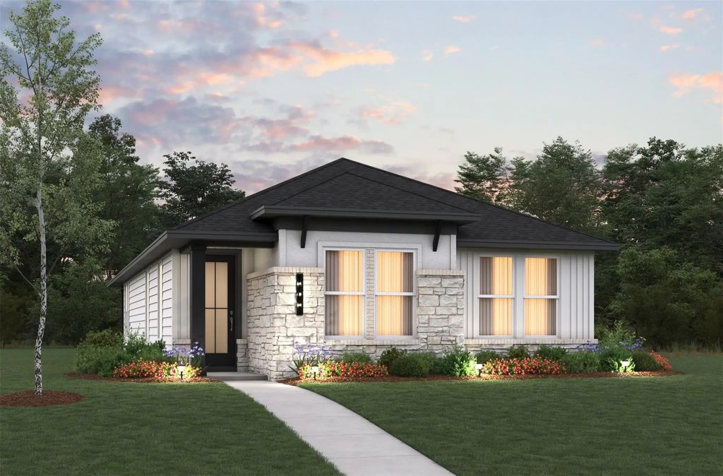 8740 Treeline Parkway, Justin