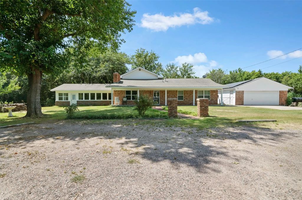 1400 Sherman Drive, Whitesboro
