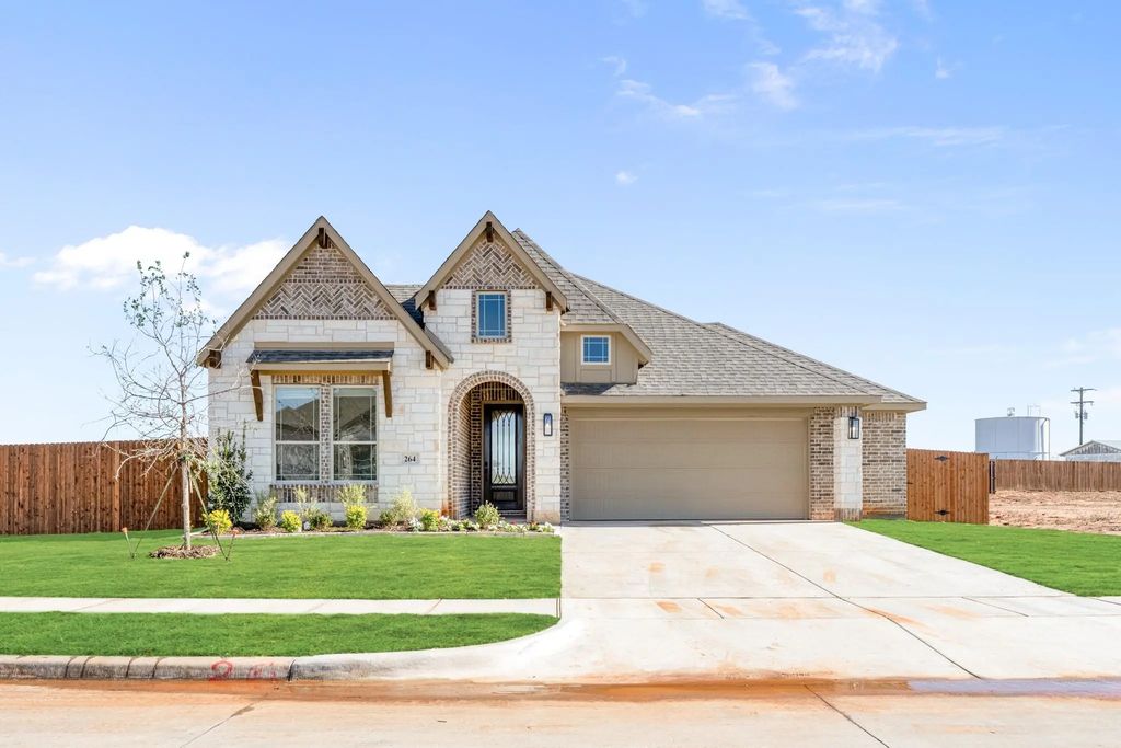 264 Coronado Court, Granbury