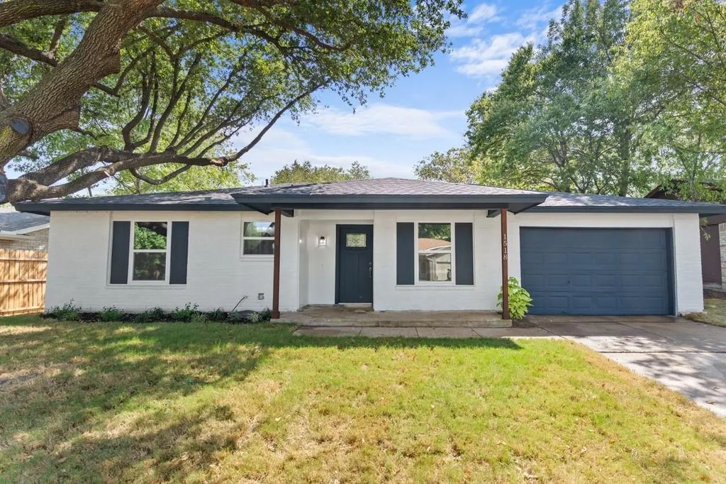 1518 Rockbrook Street, Lancaster