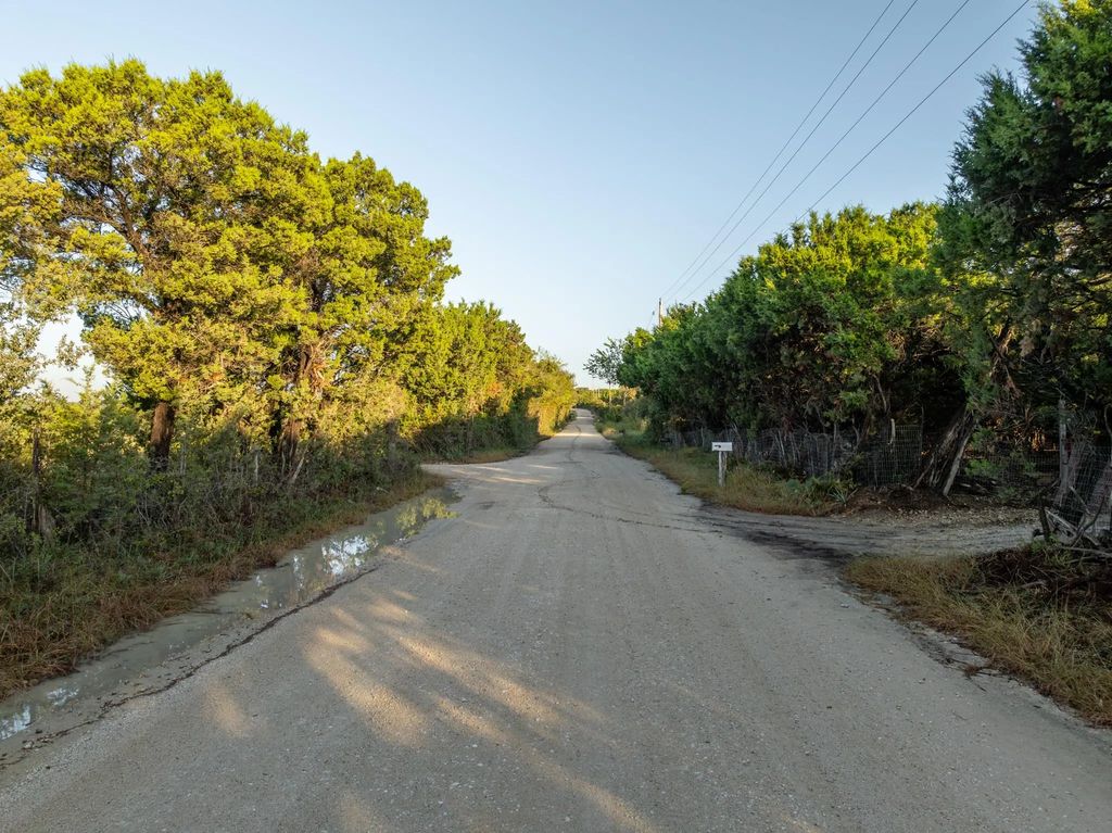 429 County Road 1191, Kopperl