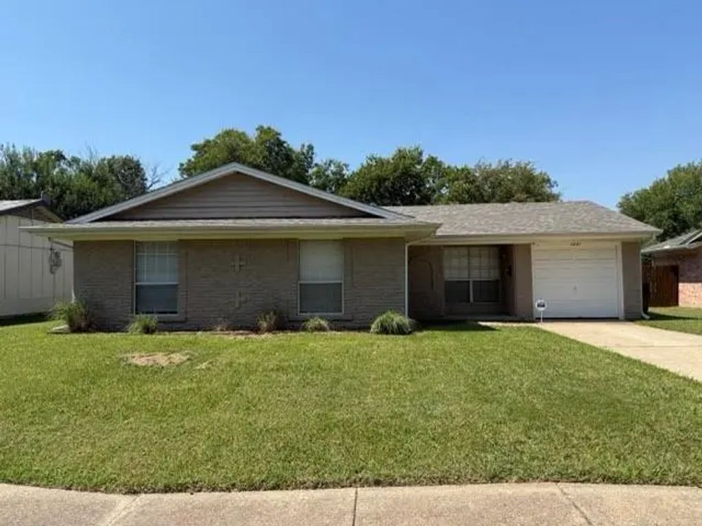 1621 Blue Meadow Street, Dallas