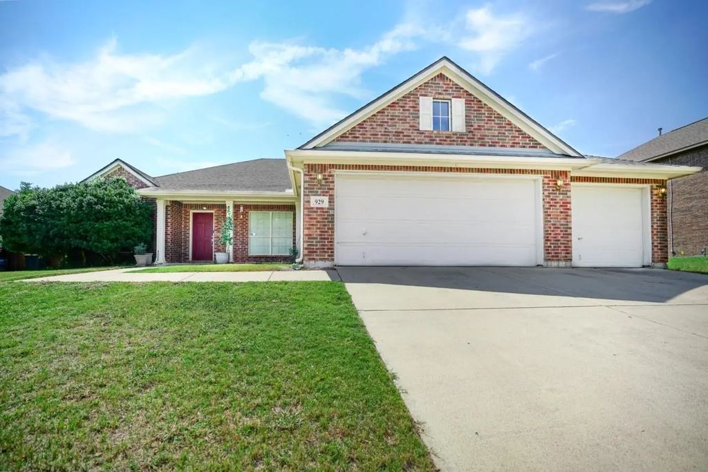 929 Sequoia Way, Saginaw