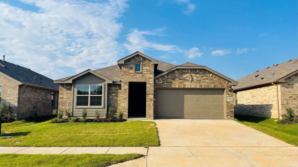 4108 Crooked Bend Drive, Fort Worth