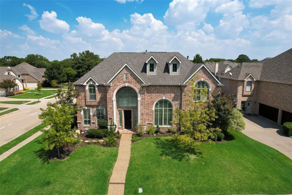 2533 Mosswood Drive, Carrollton