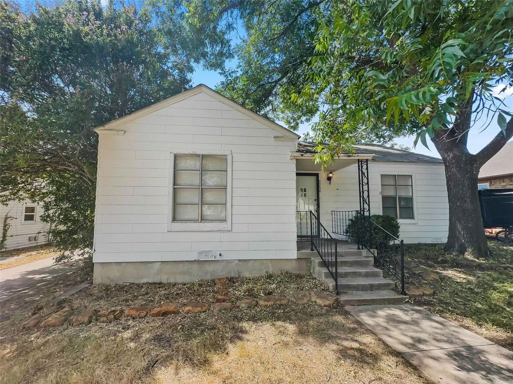 4924 Penrose Avenue, Fort Worth
