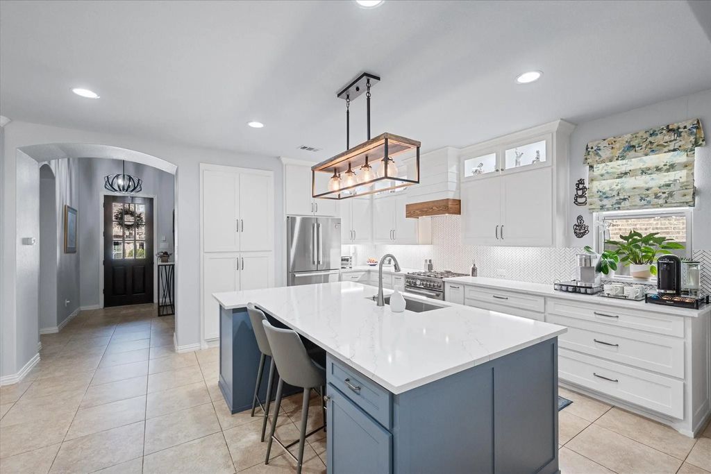 1003 Lone Ivory Trail, Arlington