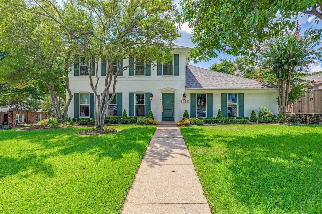 9058 Oakpath, Dallas