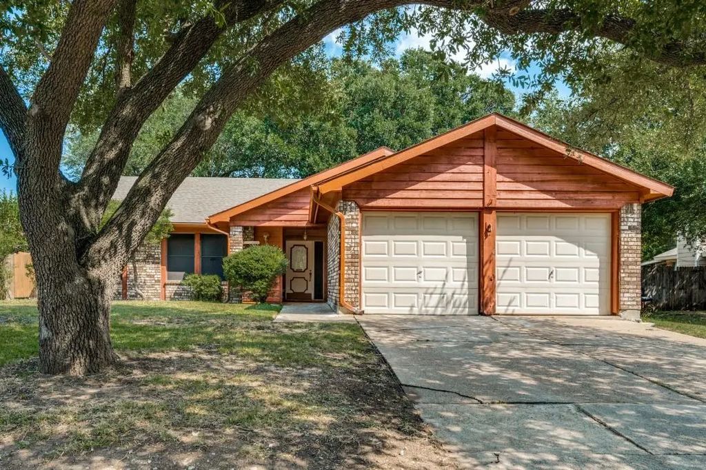 6405 Pilgrim Lane, Arlington