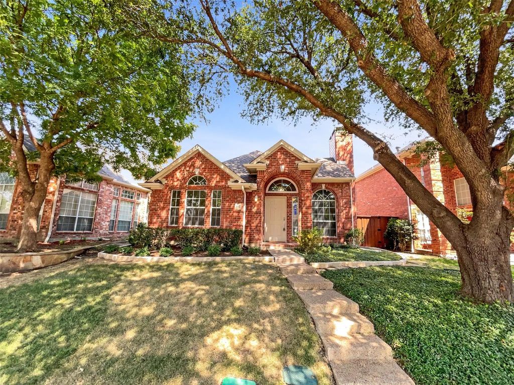 9502 Rodeo Drive, Irving