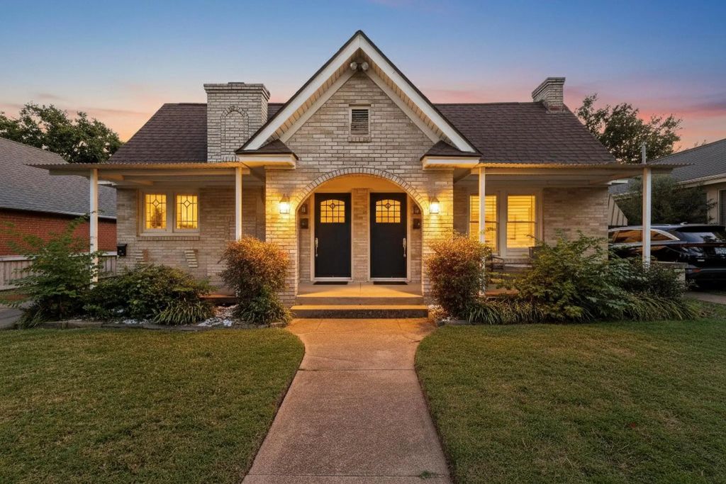 5936 Velasco Avenue, Dallas