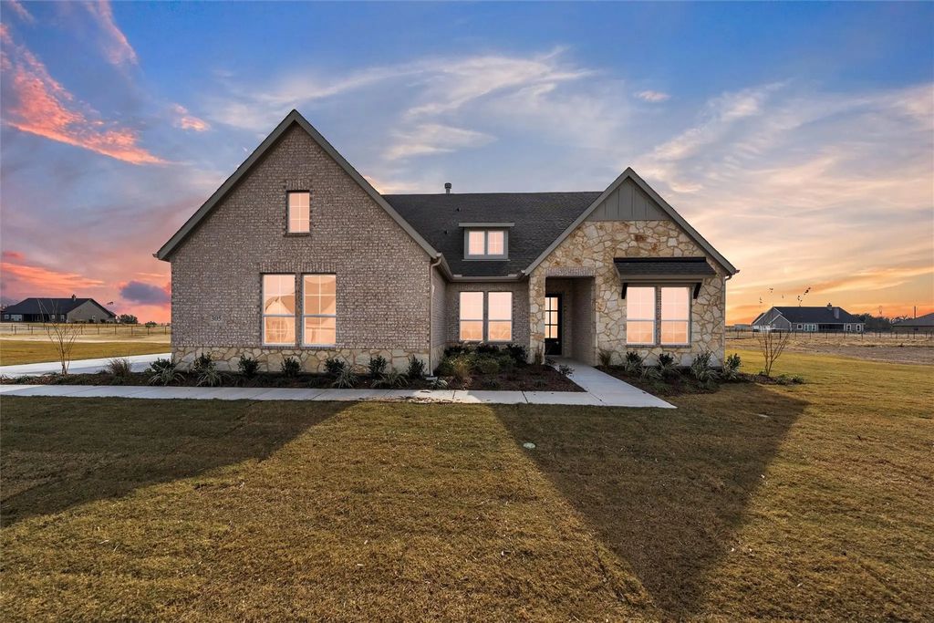 305 Texas Sage Trail, Weatherford